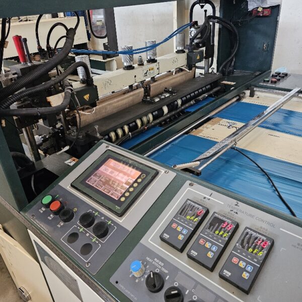 Plas Alliance 2 lanes T-shirt bag making machine year 2009 (made in Taiwan)